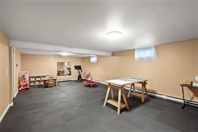 W6510 Kampen Road, Arlington, WI 53911