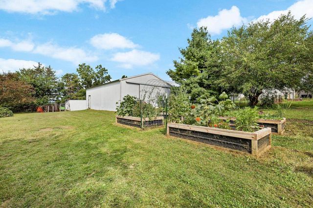 W6510 Kampen Road, Arlington, WI 53911