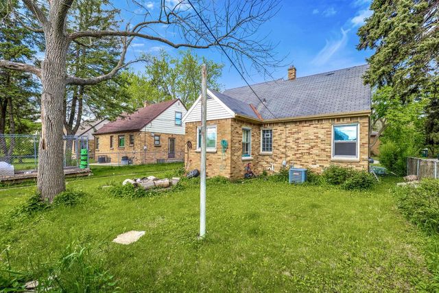 5936 N 35th STREET, Milwaukee, WI 53209