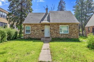 5936 N 35th STREET, Milwaukee, WI 53209