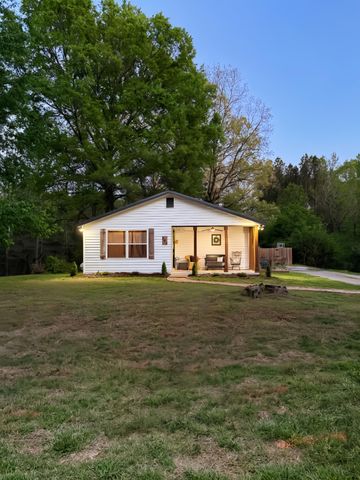 592 Gordy Circle, Tunnel Hill, GA 30755