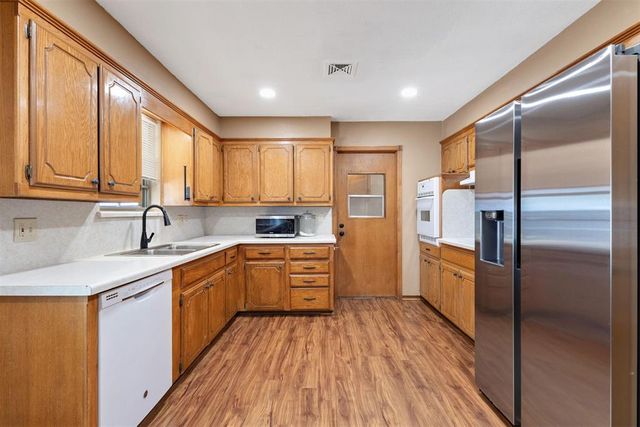 4301 Suntane Road, Del City, OK 73115