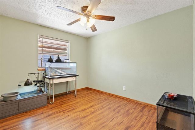 4301 Suntane Road, Del City, OK 73115