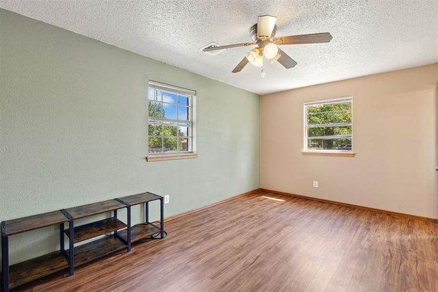 4301 Suntane Road, Del City, OK 73115