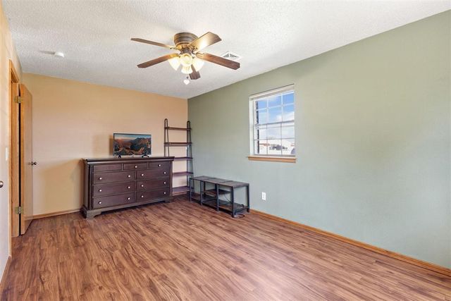 4301 Suntane Road, Del City, OK 73115