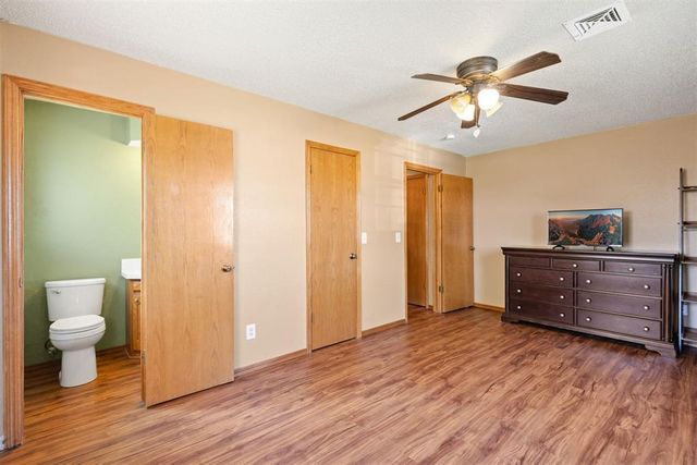 4301 Suntane Road, Del City, OK 73115