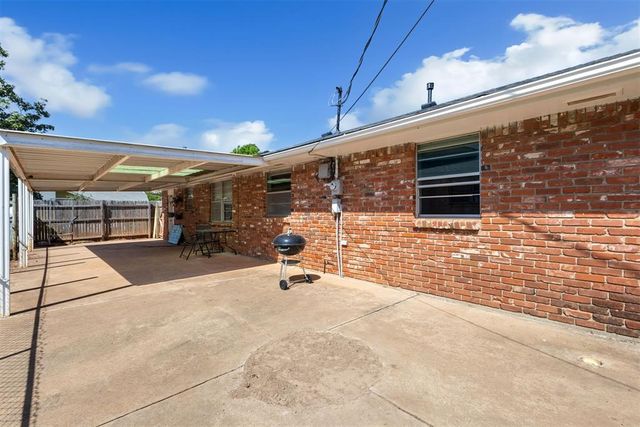 4301 Suntane Road, Del City, OK 73115