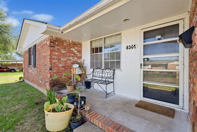 4301 Suntane Road, Del City, OK 73115