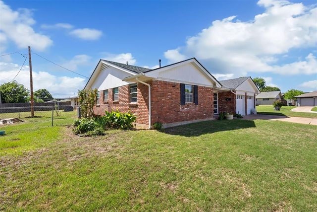 4301 Suntane Road, Del City, OK 73115