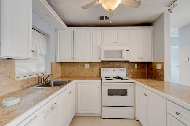 311 De Carie Street 311-313, Delray Beach, FL 33444