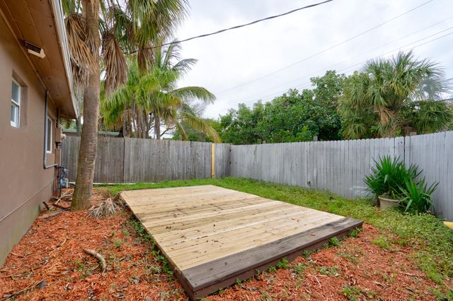 311 De Carie Street 311-313, Delray Beach, FL 33444