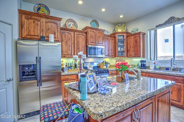 2460 N Cavalry Trail, Tucson, AZ 85749