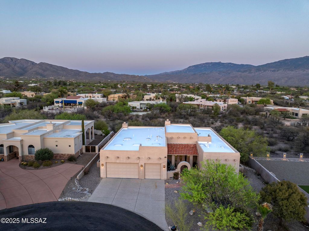 2460 N Cavalry Trail, Tucson, AZ 85749