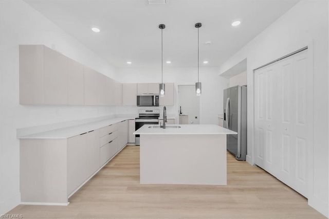 9020 N Indio CIR, Labelle, FL 33935