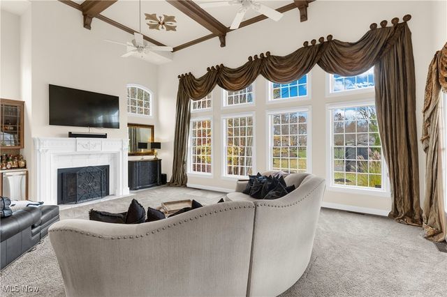 1030 Torrey Pines Street NE, Warren, OH 44484