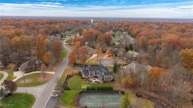 1030 Torrey Pines Street NE, Warren, OH 44484