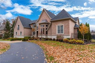 1030 Torrey Pines Street NE, Warren, OH 44484