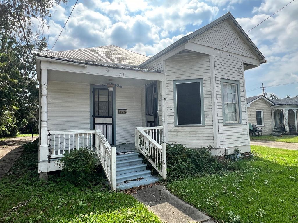 215 Levron Street, Houma, LA 70360