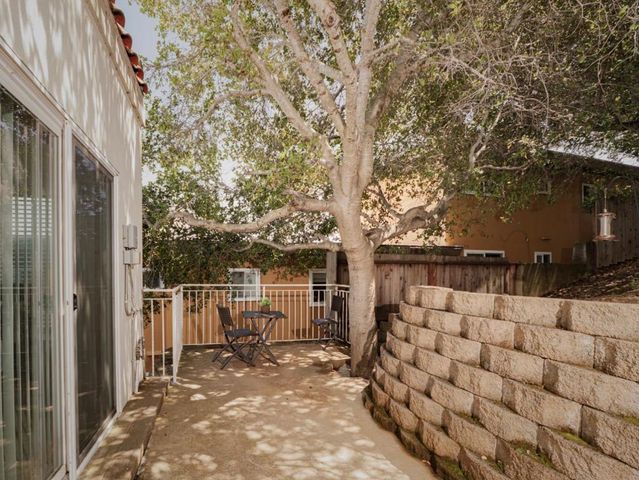 2139 Carlmont Drive, Belmont, CA 94002