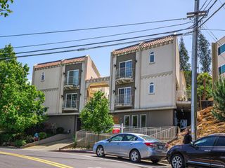 2139 Carlmont Drive, Belmont, CA 94002