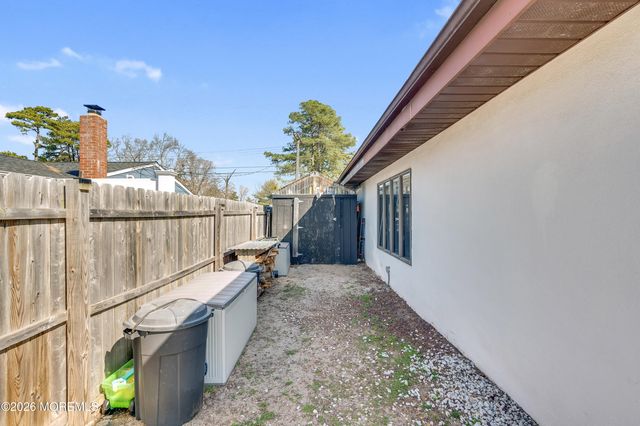 715 Tampa Road, Forked River, NJ 08731