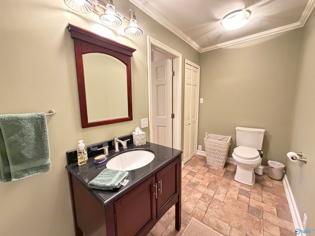 22002 Upper Fort Hampton Road, Elkmont, AL 35620