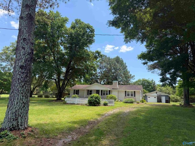 22002 Upper Fort Hampton Road, Elkmont, AL 35620