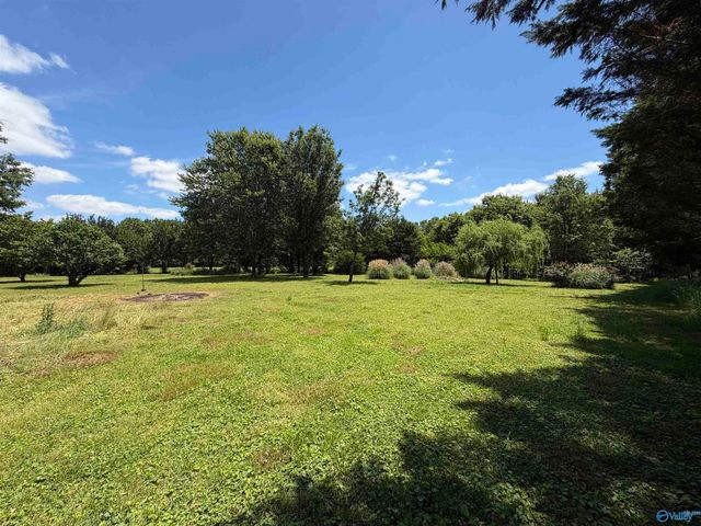 22002 Upper Fort Hampton Road, Elkmont, AL 35620