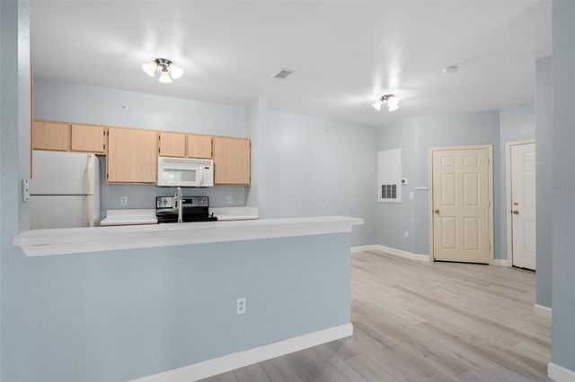 5459 VINELAND ROAD 4302, Orlando, FL 32811