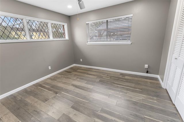 302 Shadow Creek Drive, El Lago, TX 77586