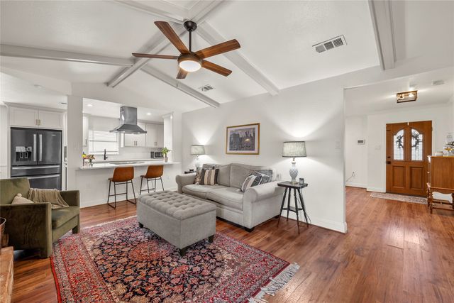 1712 Laurel Lake Drive, Waco, TX 76710