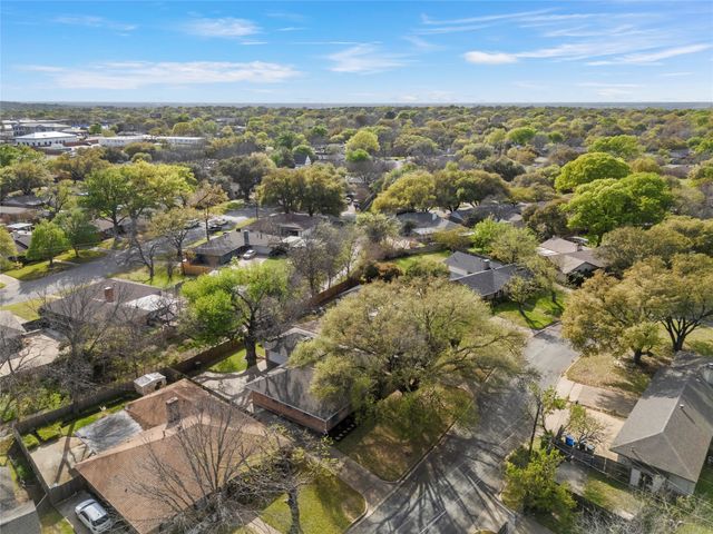 1712 Laurel Lake Drive, Waco, TX 76710