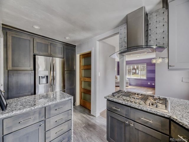 1105 Leyden St, Denver, CO 80220