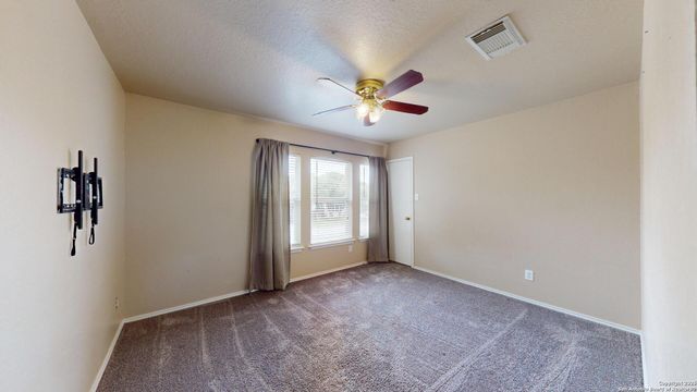 406 bluegrass, San Antonio, TX 78253