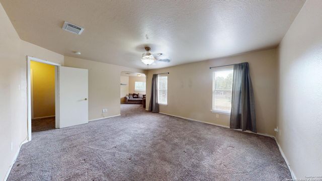 406 bluegrass, San Antonio, TX 78253