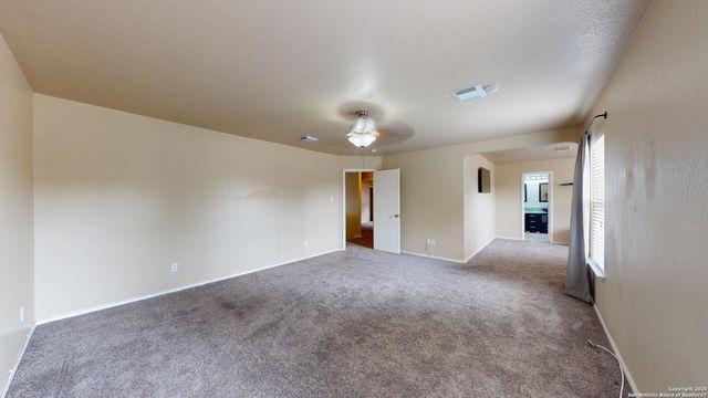 406 bluegrass, San Antonio, TX 78253