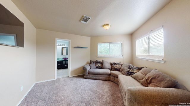 406 bluegrass, San Antonio, TX 78253