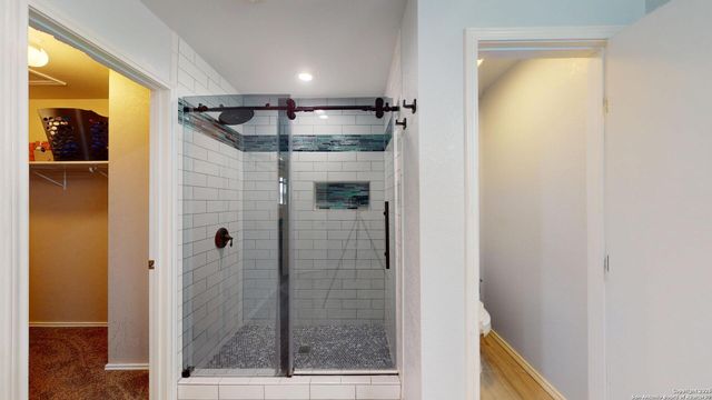 406 bluegrass, San Antonio, TX 78253