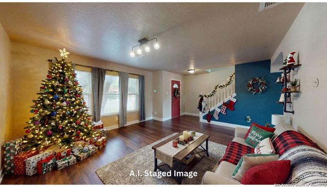 406 bluegrass, San Antonio, TX 78253