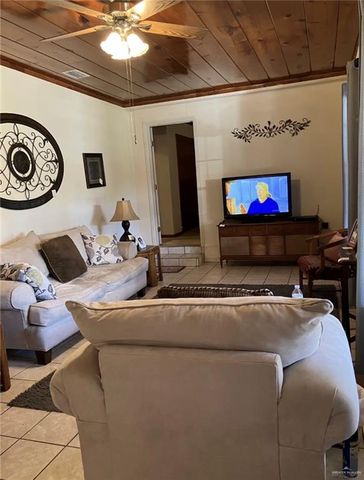 916 Country Club Drive, Mission, TX 78572