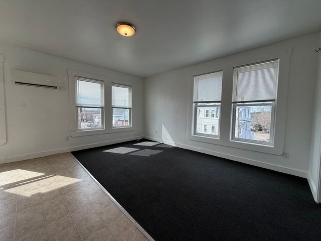 3 Webster St 5, Rockland, MA 02370