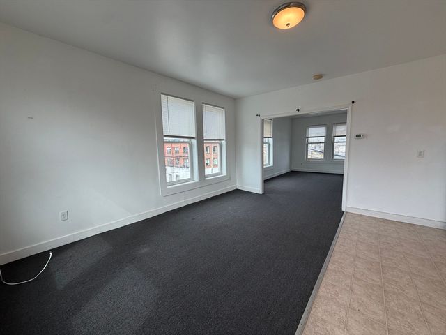 3 Webster St 5, Rockland, MA 02370