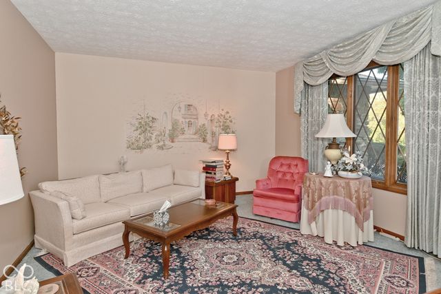 3755 W County Line Road, Greenwood, IN 46142