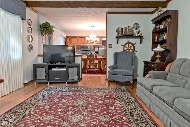 3755 W County Line Road, Greenwood, IN 46142
