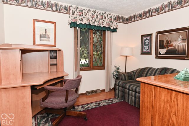 3755 W County Line Road, Greenwood, IN 46142