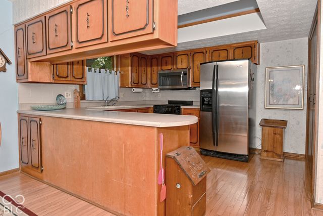 3755 W County Line Road, Greenwood, IN 46142