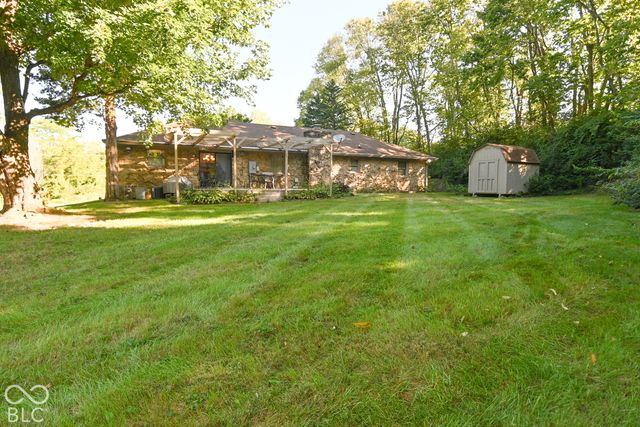 3755 W County Line Road, Greenwood, IN 46142
