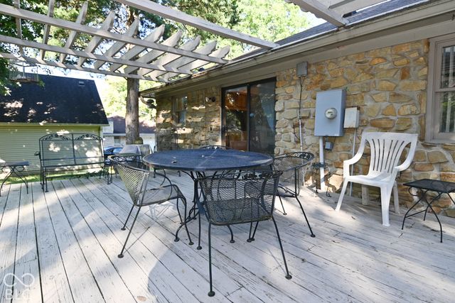 3755 W County Line Road, Greenwood, IN 46142