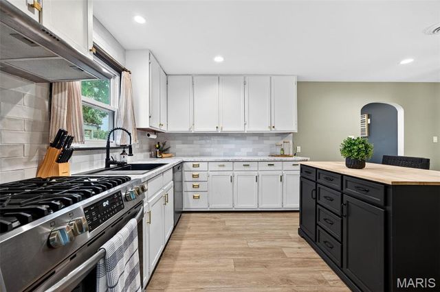 310 Depot Street, St Peters, MO 63376