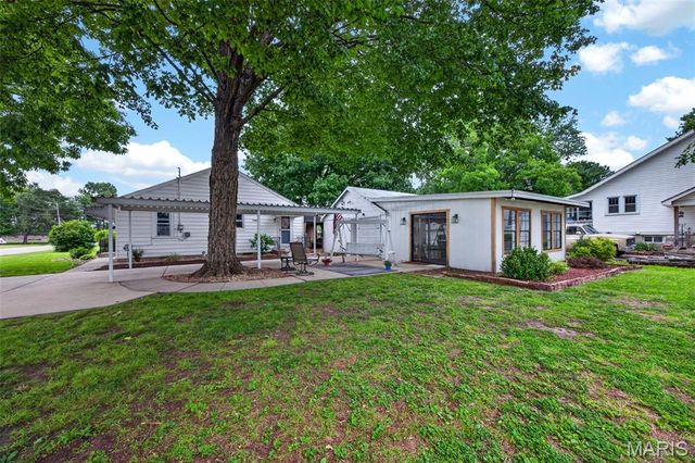 310 Depot Street, St Peters, MO 63376